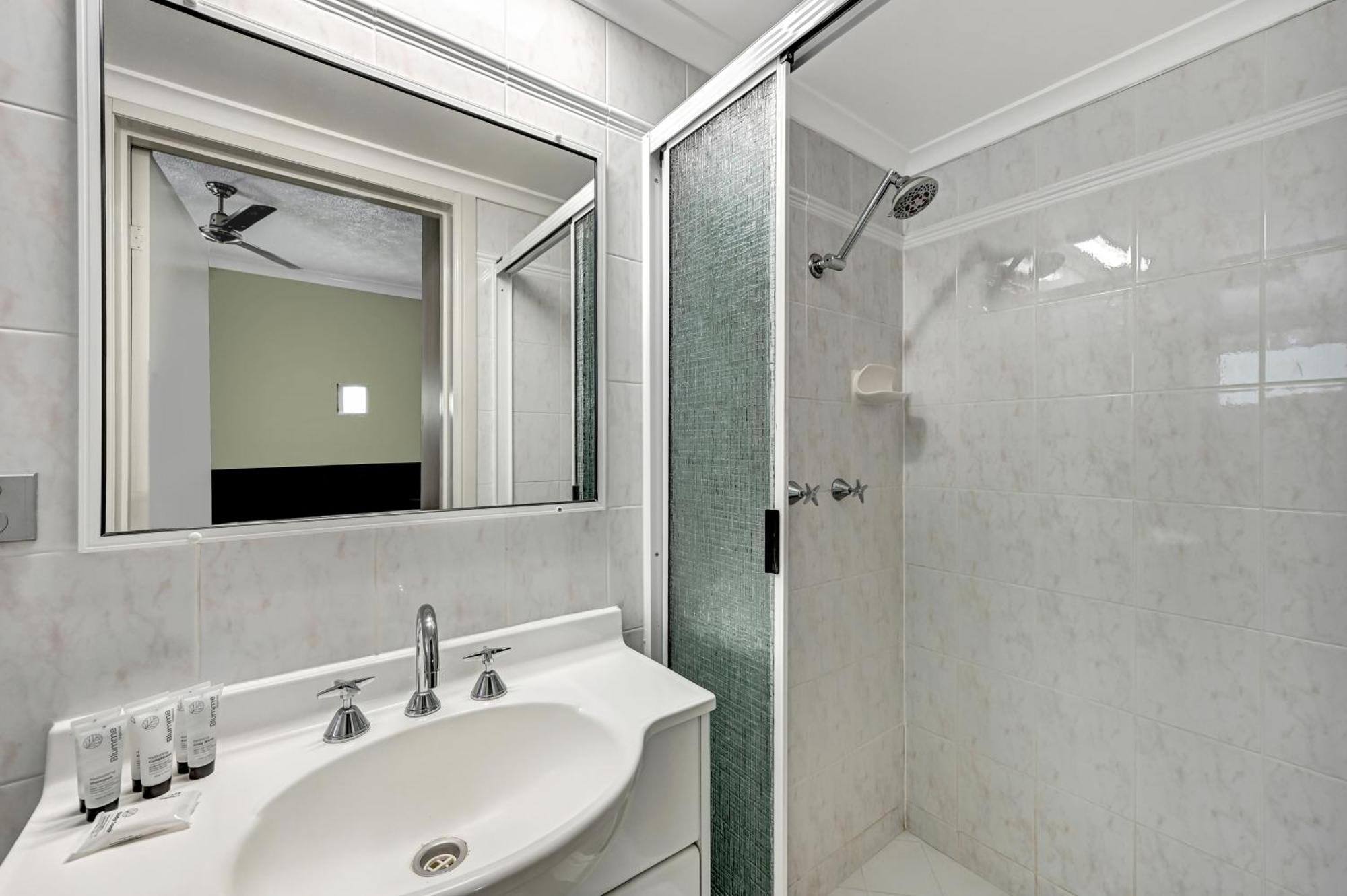 City Oasis Inn Townsville, Surestay Collection By BW Extérieur photo